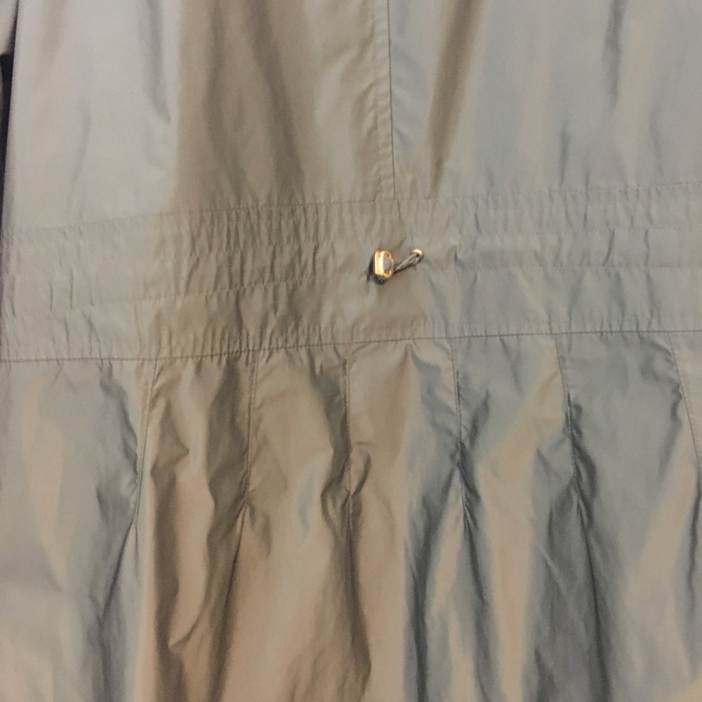Women's Green Spring Jacket - Picture 10 of 13